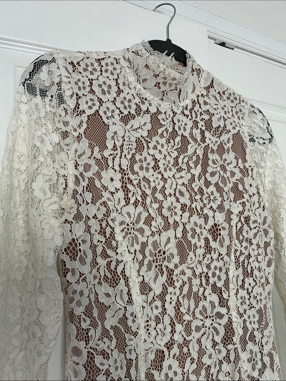 Worn Once House of CB “Sophia” Ivory Lace Dress Size L - Picture 2 of 6